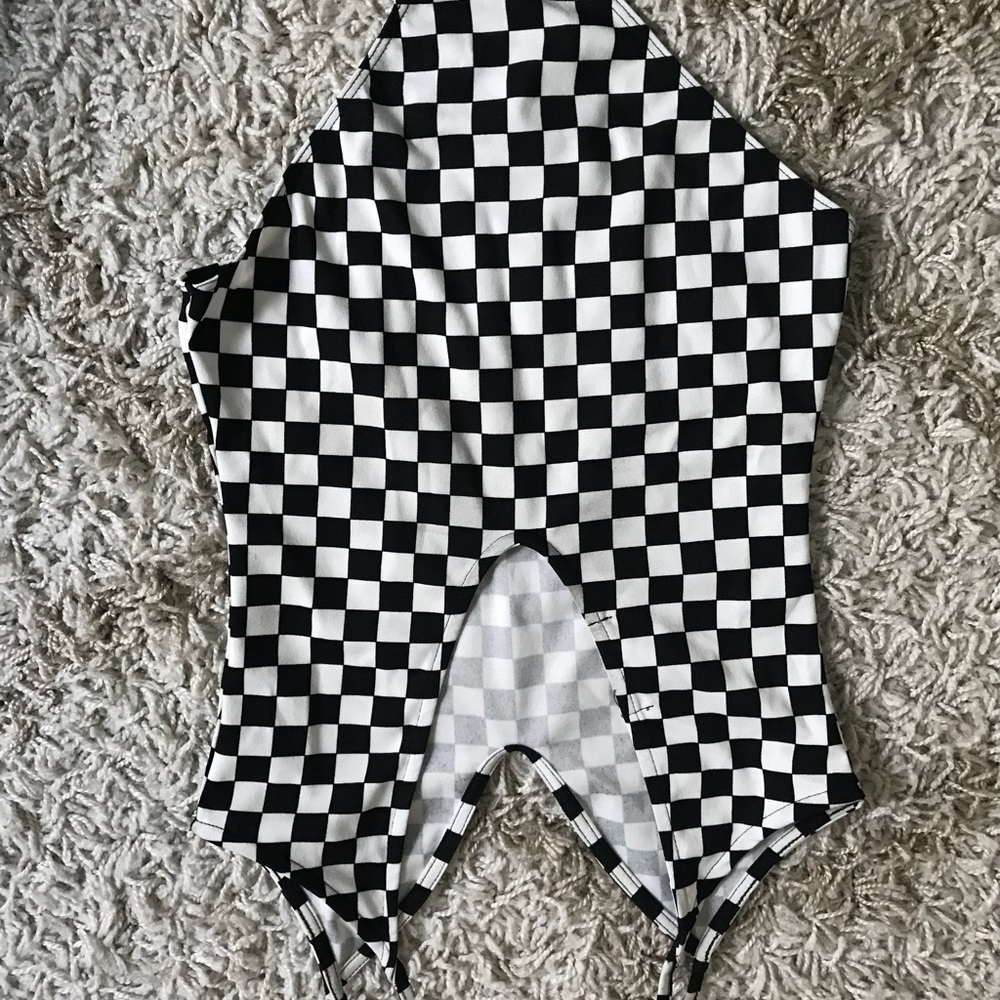 Checkered leo - Picture 4 of 4